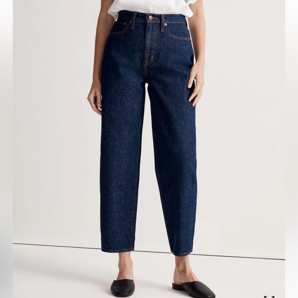 Blue Ankle Cropped High-Waisted Jeans - Picture 5 of 9